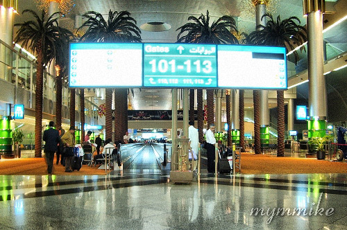 Зал вылета аэропорта Дубая